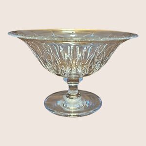 ✨ VERA WANG WEDGEWOOD DUCHESSE 7" FOOTED BOWL BLOWN GLASS DISCONTINUED